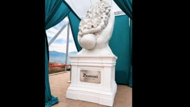 Dominó inaugura un monumento al completo y abre su local histórico de 1952 para el Día de los Patrimonios