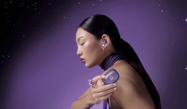 moto buds 2 plus Brilliant Collection con cristales Swarovski en color Violet Indigo