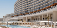 ¿Plan familiar en Cancún? El dato imperdible: este resort premium incluye Laser Tag, Bowling y más de forma gratuita